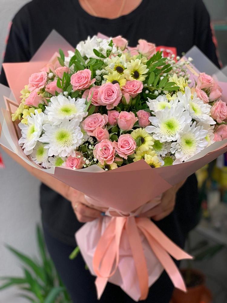 Букет цветов из: Розы и Хризантемы в Миасское