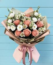 Букет цветов из:  Розы, Альстромерии и Лизиантусы в Миасское