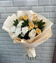 Букет цветов из:  Розы и Хризантемы в Миасское