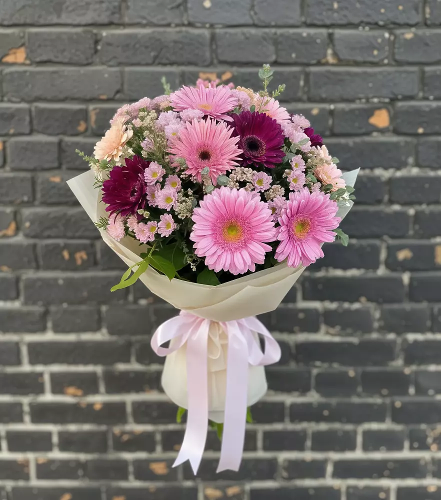 Букет цветов из: Герберы и Хризантемы в Миасское