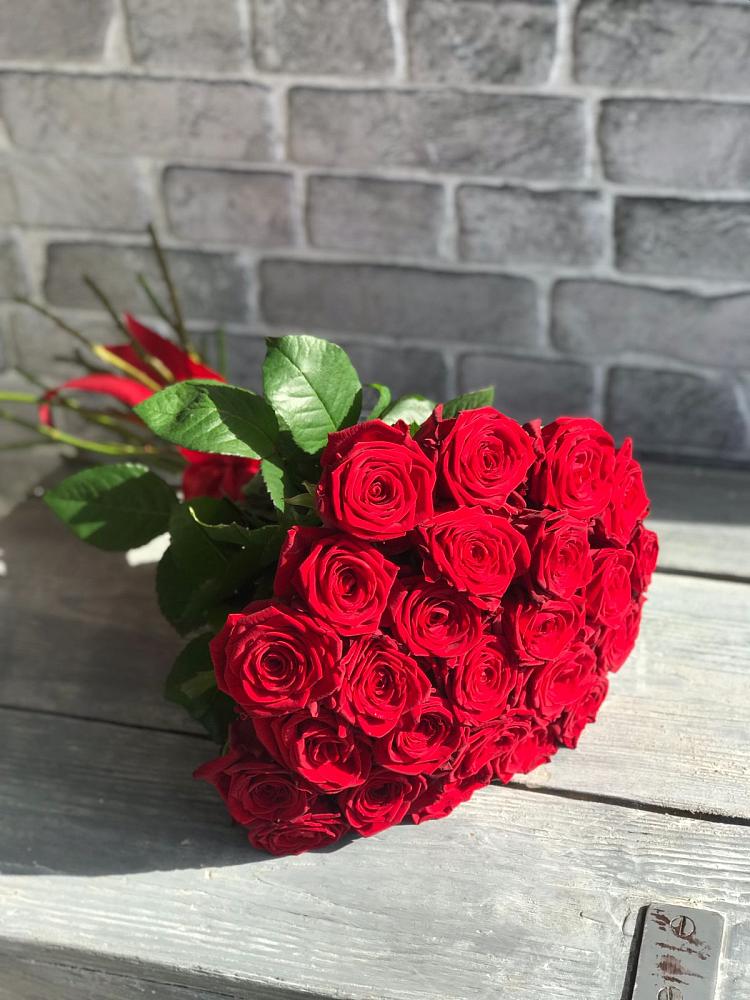 Букет Красные розы Фридом в Миасское