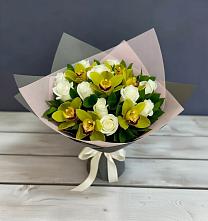 Букет цветов из:  Орхидеи и Розы в Миасское