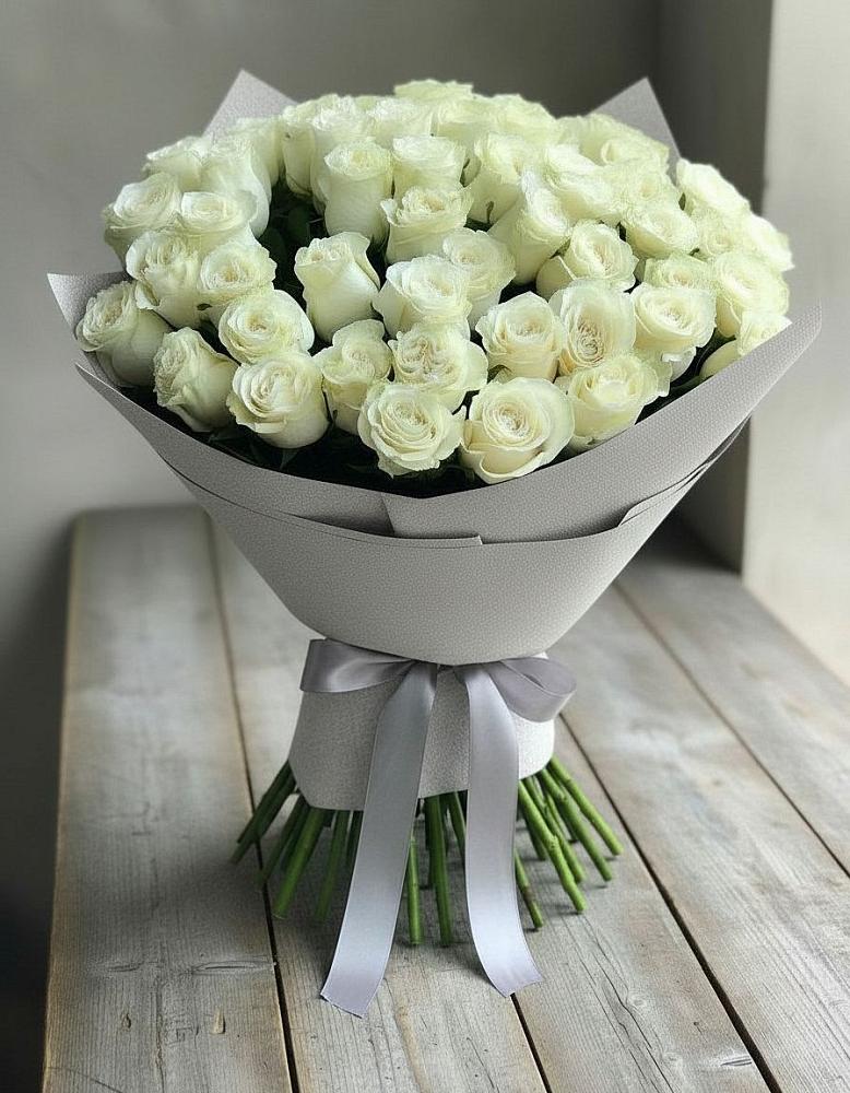 Букет 35 Белых роз в Миасское