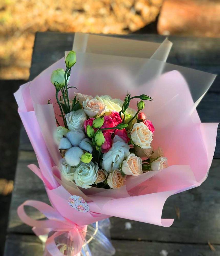 Букет цветов из: Розы и Лизиантусы в Миасское