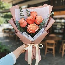 Букет цветов из:  Розы в Миасское