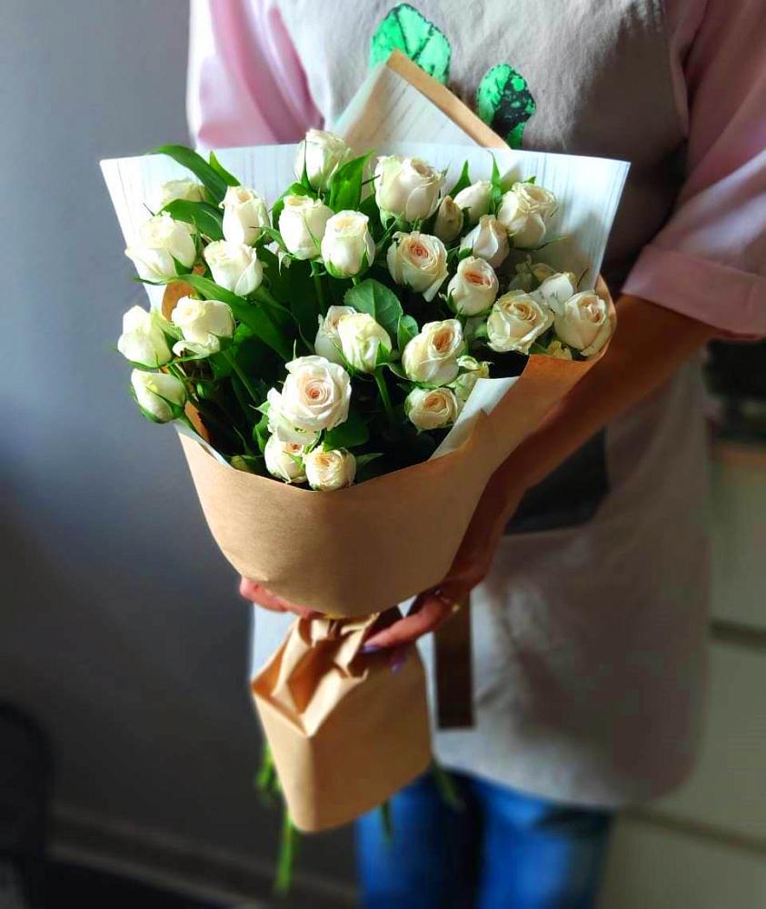 Букет цветов из: Розы в Миасское