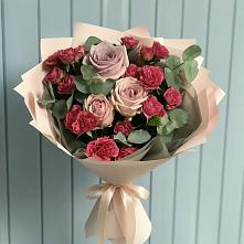 Букет цветов из:  Гвоздики и Розы в Миасское