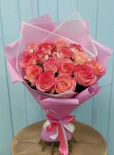 Букет 15 Розовых роз Равель в Миасское
