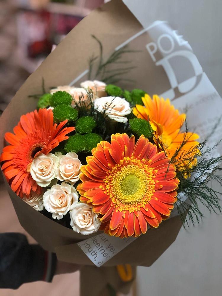 Букет цветов из: Герберы, Хризантемы и Розы в Миасское